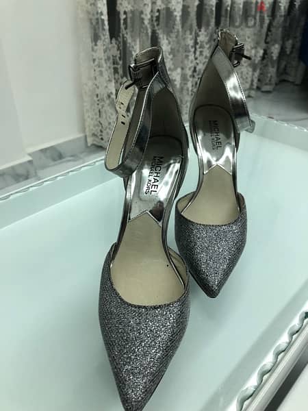 Michael Kors size 39 1