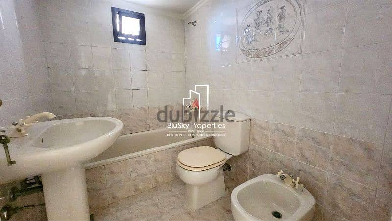 Apartment 165m² 3 beds For RENT In Ballouneh - شقة للأجار #YM 6