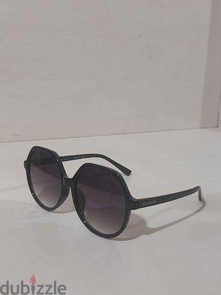 Tommy Hilfiger Dawn sunglasses black/grey 2