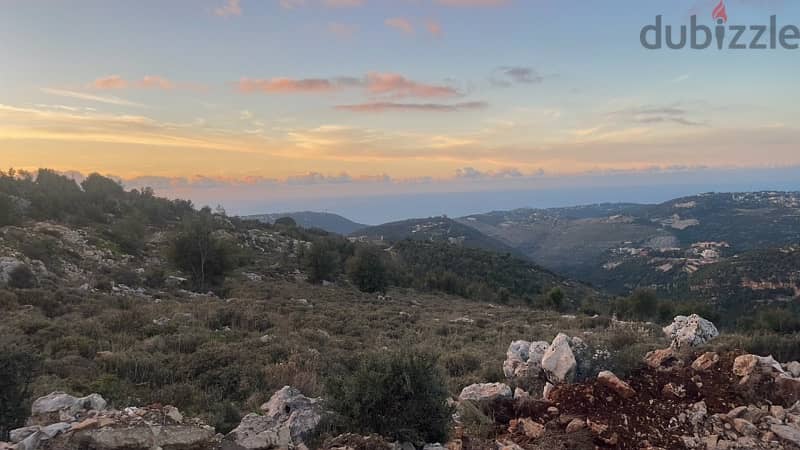 Land For Sale near lehfed-jbeil  عقار في منطقة  الخاربة -جبيل قرب لحفد 1