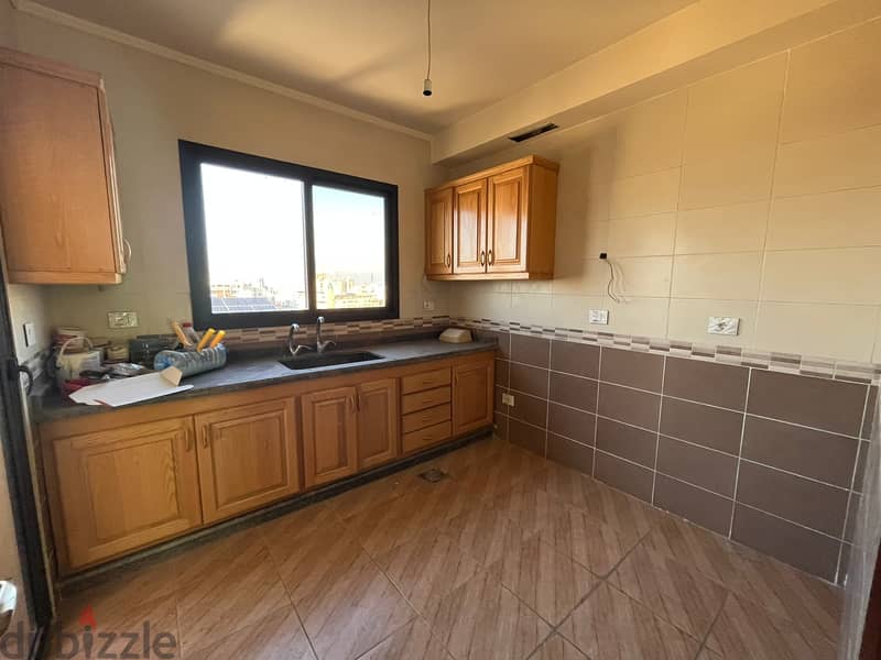 Comfortable Apartment For Sale in Tallet al-khayat شقة راقية للبيع 8