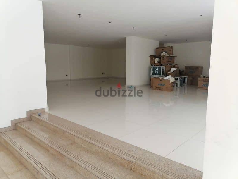 jounieh delux bldg 300m space for rent can be office shop any 1