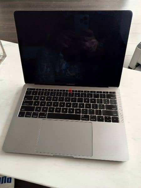 MacBook Pro 2017 1