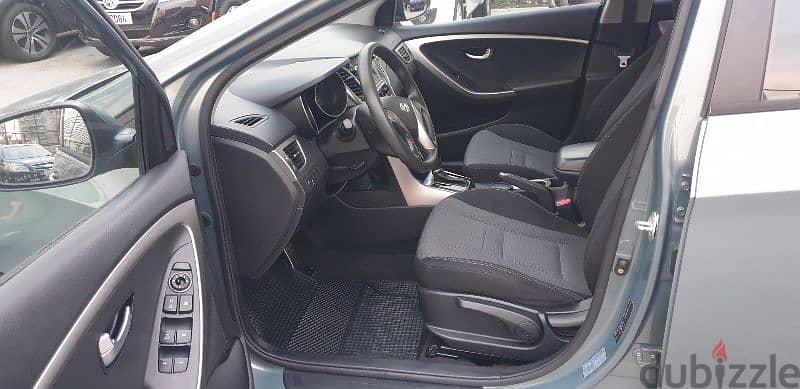 hyundai i30 2014 f. o hatchback ABS AIRBAG RIMS grey color like new 7