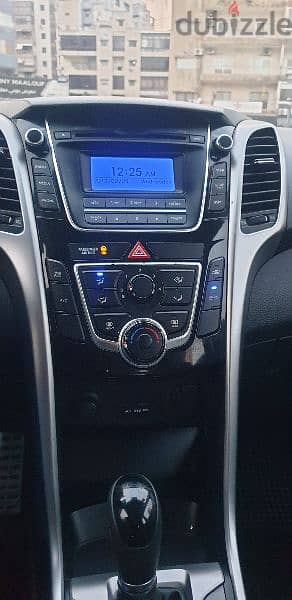 hyundai i30 2014 f. o hatchback ABS AIRBAG RIMS grey color like new 14