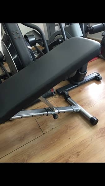 very special bench new for home and gym used heavy duty best quality 5