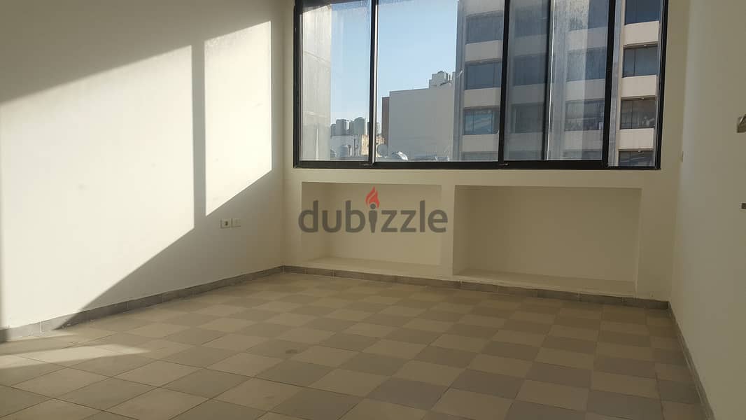 L04387-100 sqm Office For Rent in Dekweneh 1