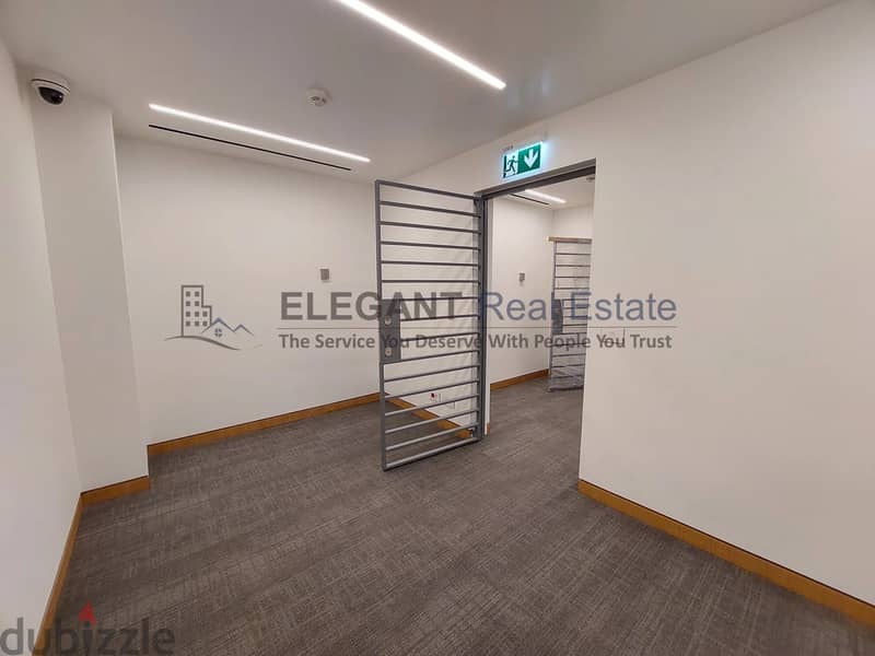 Brand New Furnished Office | 24/7 Electricity | Prime Location 11