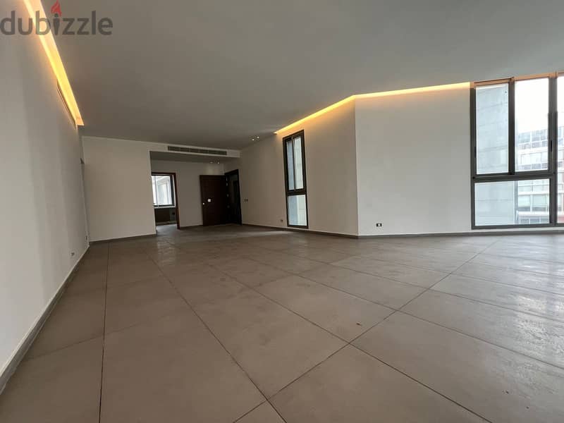 Apartment for sale in Achrafieh شقة للبيع في الاشرفيه 2