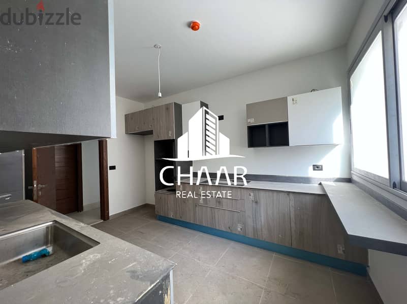 R1216 Bright Apartment for Sale in Raouche 9
