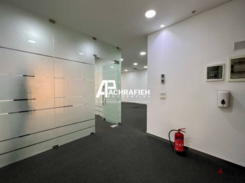 Office For Rent In Downtown - مكتب للأجار في وسط بيروت 9