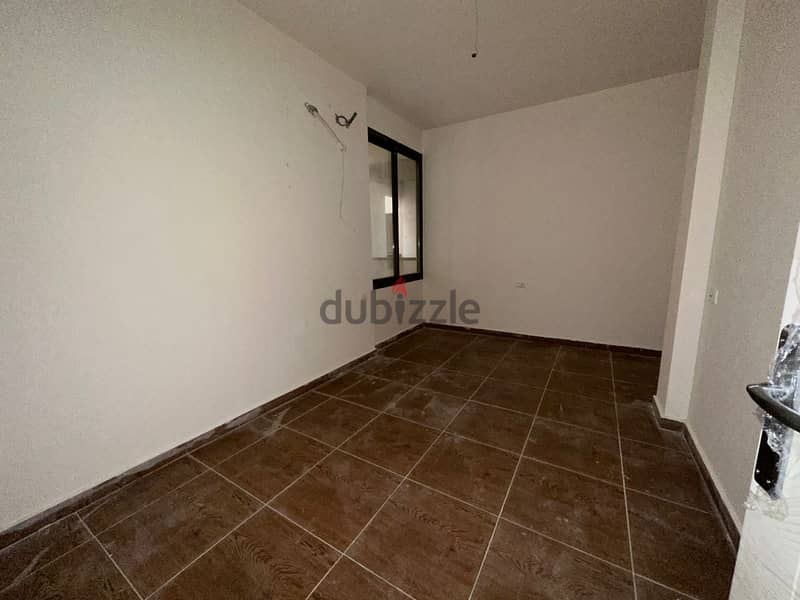 130 m² apartment for sale in قرنة الحمراء 4
