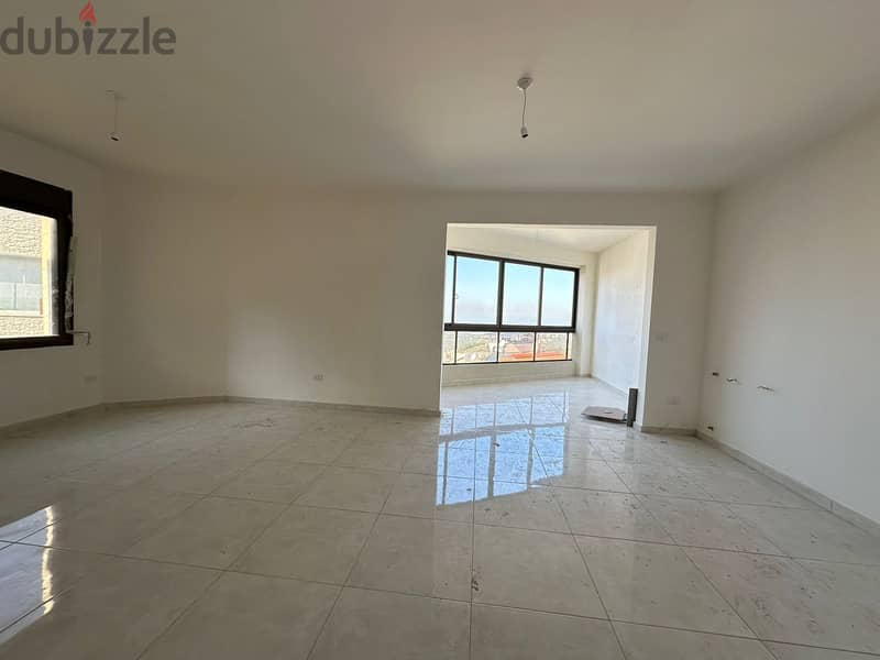 160 m² apartment for sale in قرنة الحمراء 6