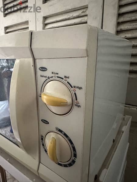 BAUSCMANN MICROWAVE 4