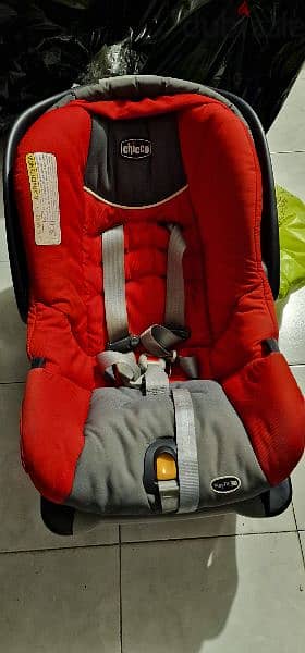 Chicco car seat first age 2