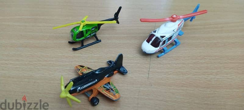 hot wheels planes 5$ EACH 0