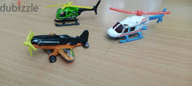 hot wheels planes 5$ EACH 2