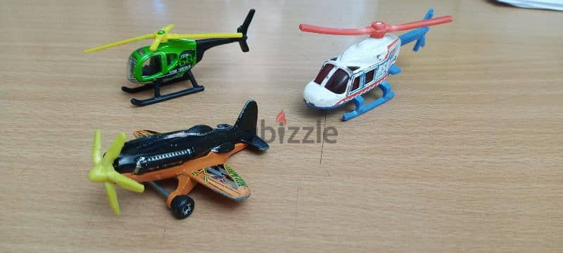 hot wheels planes 5$ EACH 1