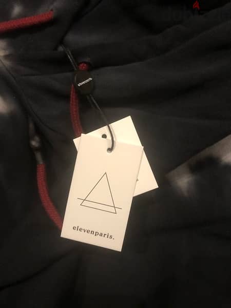 Elevenparis tracksuit (hoodie and sweatpants) size XXL fits Smaller 4