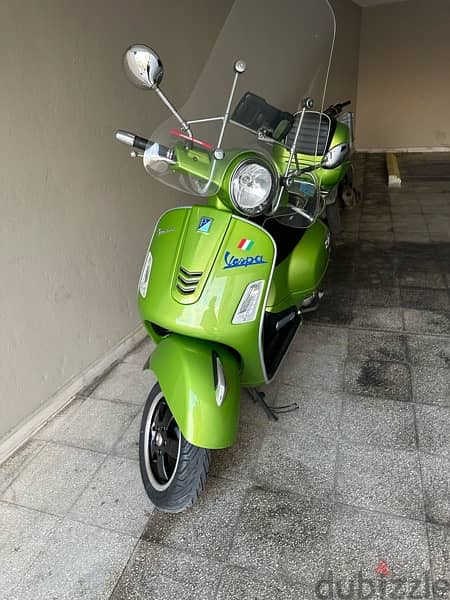 Vespa Super GTS 300cc 3