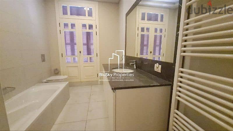 Apartment 233m² 3 beds For SALE In Clemenceau - شقة للبيع #RB 9