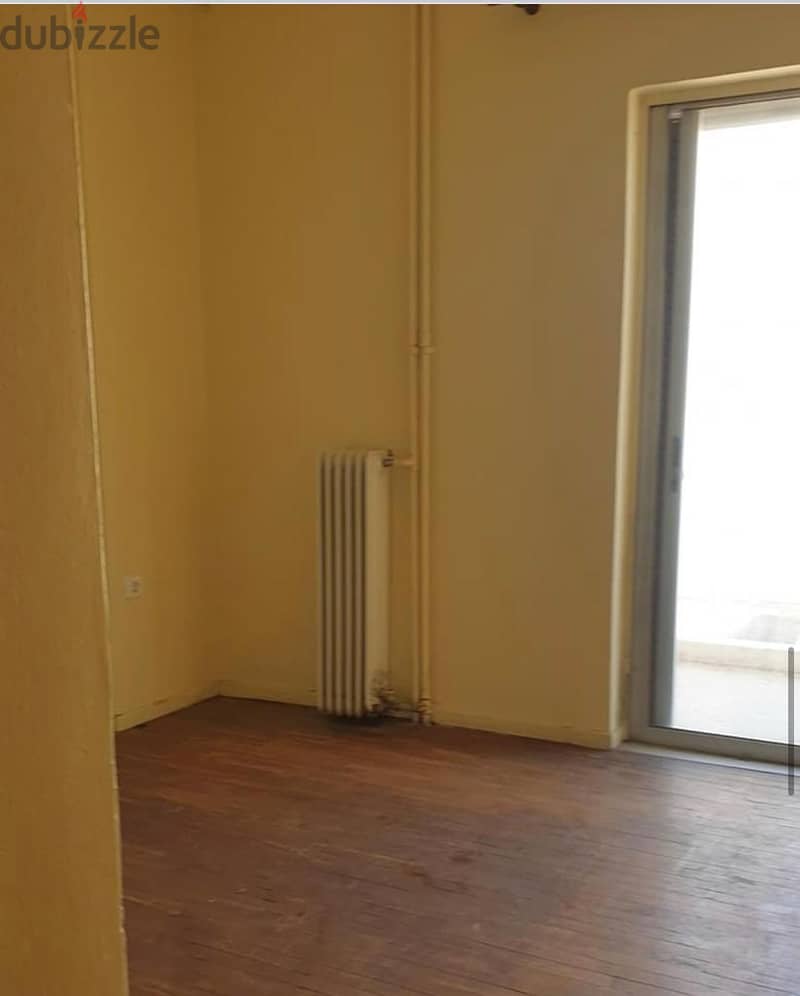 Corinth, Center Greece apartment for sale, need renovation Ref#0040 5