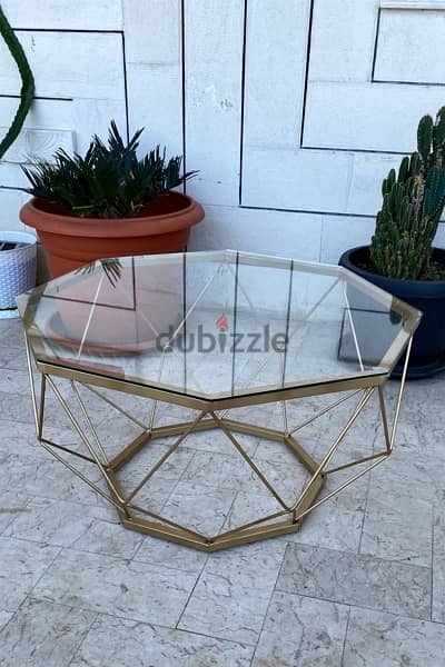 Modern Hexagon Luxury Table طاولة موديرن 5