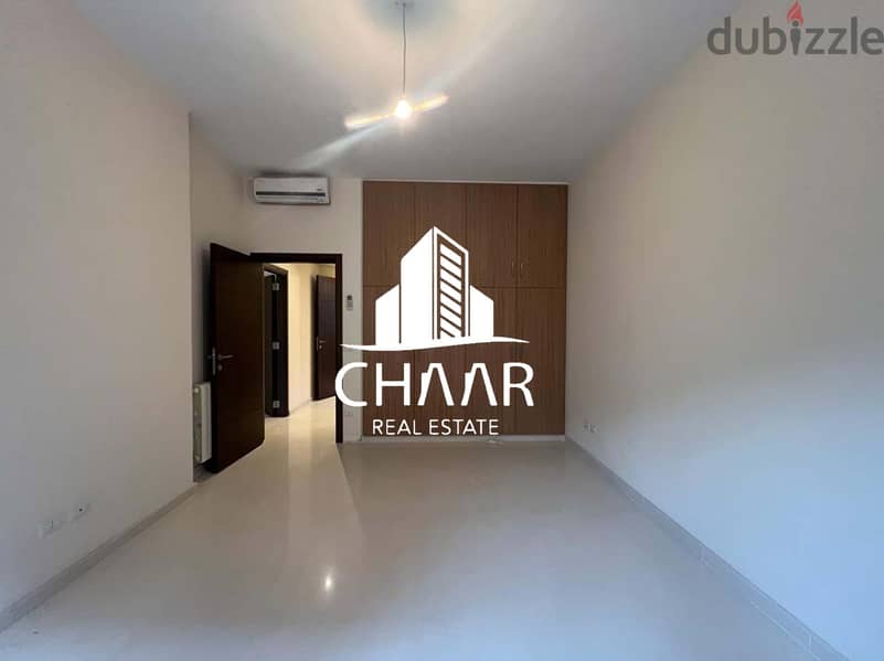 R1590 Outstanding Apartment for Sale in Sanayeh 3