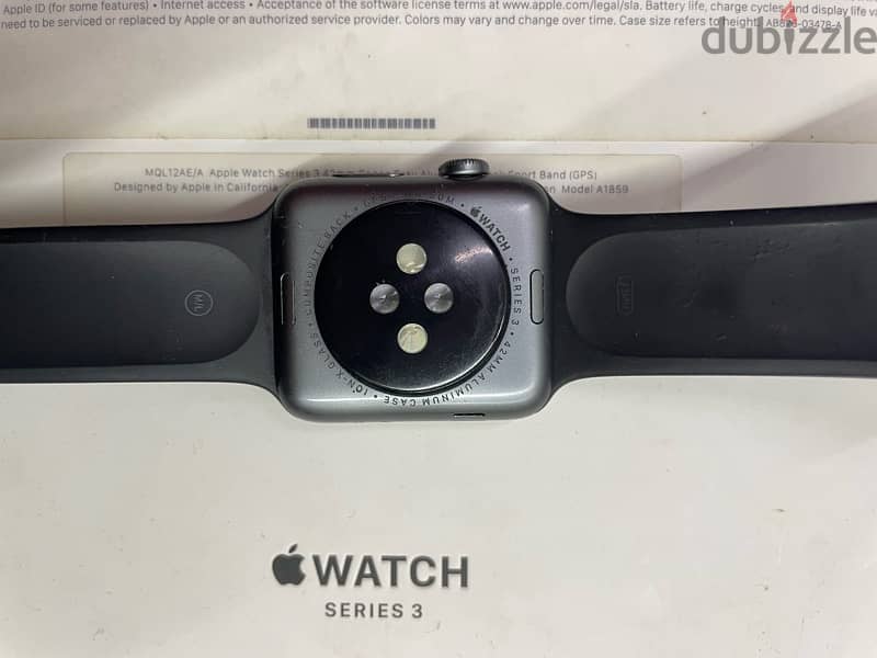 Apple watch serie 3 , 42 mm , black 1