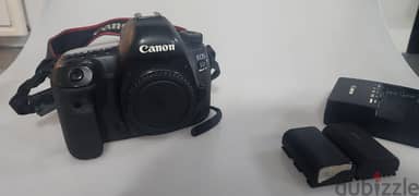 5 d marc 4 + charge + 2 batteries low counter shuter 800$ 0