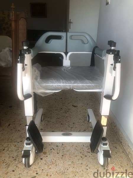Adjustable wheelchair 3
