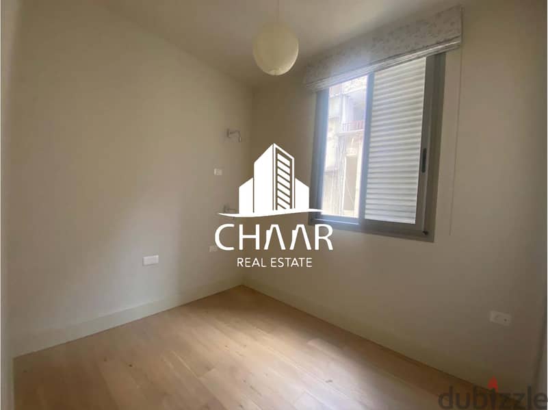 R1129 Apartment For Sale in Gemayzeh 1