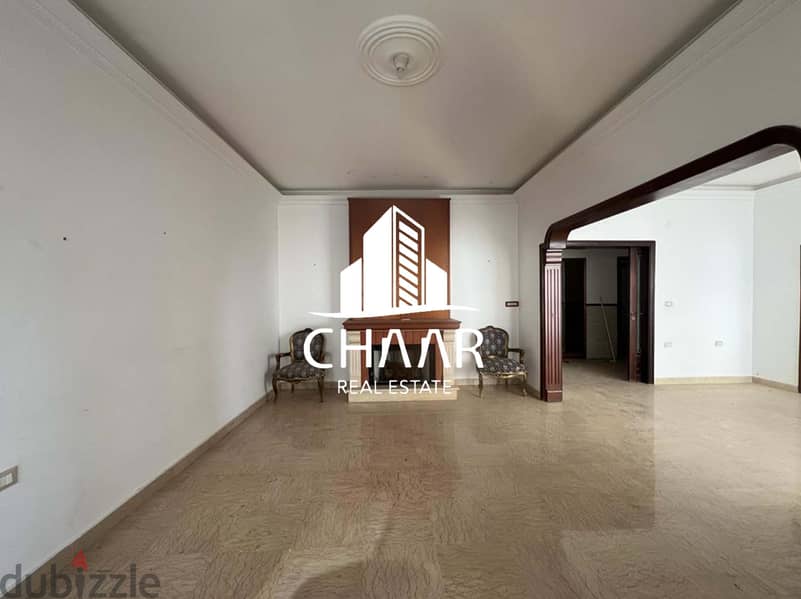 R1625 Apartment for Sale in Sanayeh 3