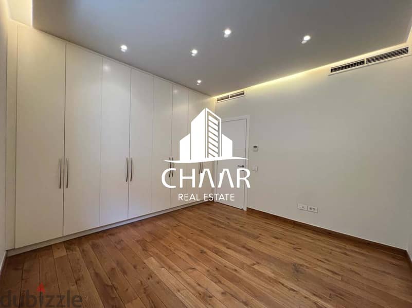 R1331 Luxurious Apartment for Sale in Achrafieh 2