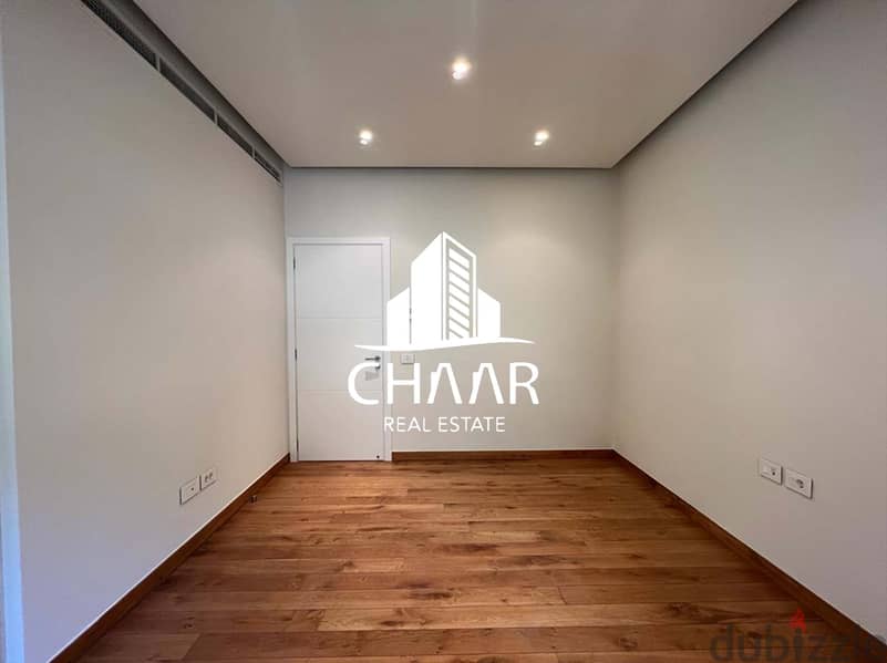 R1331 Luxurious Apartment for Sale in Achrafieh 5