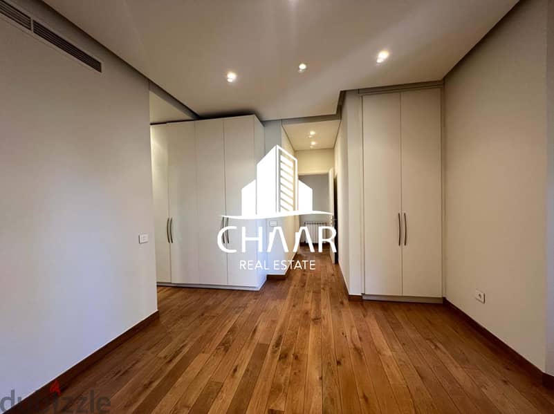 R1331 Luxurious Apartment for Sale in Achrafieh 6