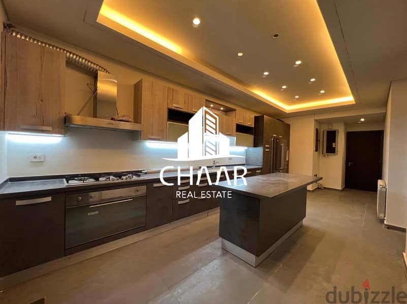 R1331 Luxurious Apartment for Sale in Achrafieh 7