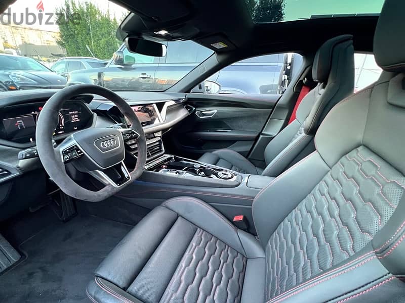 AUDI E-TRON GT 2022, FULL ELECTRIC, SHOWROOM CONDITION !!! 6