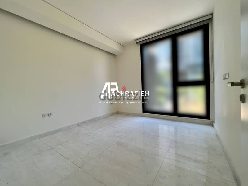 Apartment For Sale In Achrafieh - شقة للبيع في الأشرفية 7