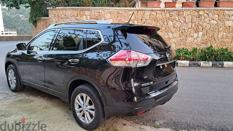 nissan rogue sv a. w. d 2016 for more info plz call 70806220 9