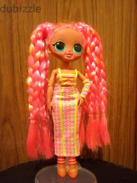 LOL NEON SERIES LIGHTS DAZZLE MGA Great doll, Her Own Wear+Shoes=30$ 0