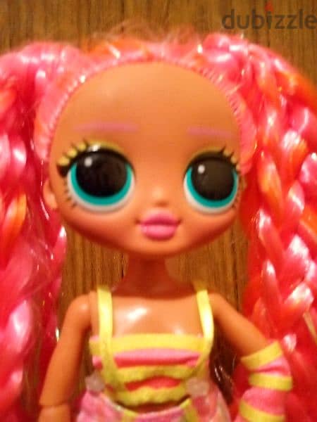 LOL NEON SERIES LIGHTS DAZZLE MGA Great doll, Her Own Wear+Shoes=30$ 4