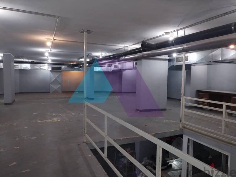 A 600 m2 warehouse for rent in Mansourieh, main road 3