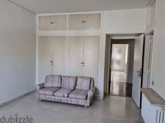 Apartment for rent in Furn el Chebbak شقة للأيجار في فرن الشباك
