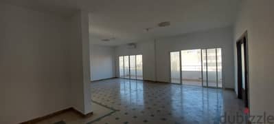 Apartment for sale in Furn El Chebbak شقة للبيع في فرن الشباك 0