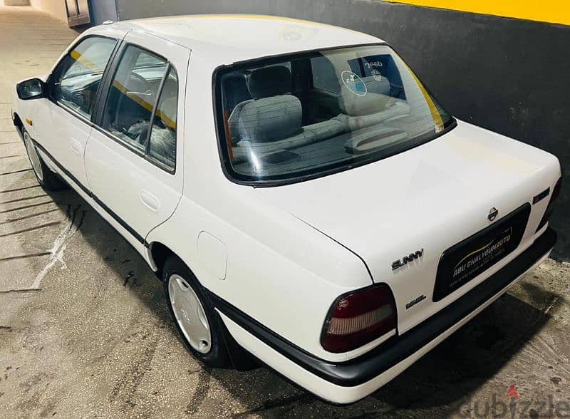Nissan sunny full option no accident 10