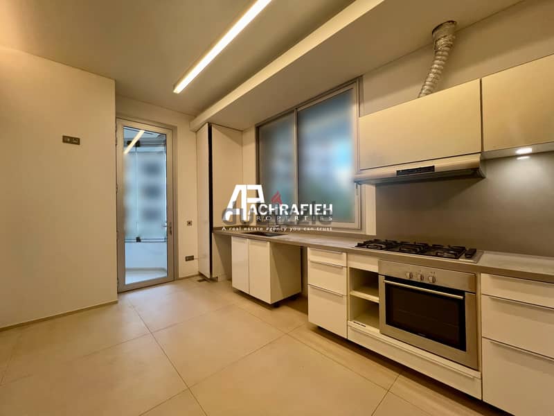 330 Sqm - Apartment For Sale In Clemenceau 8