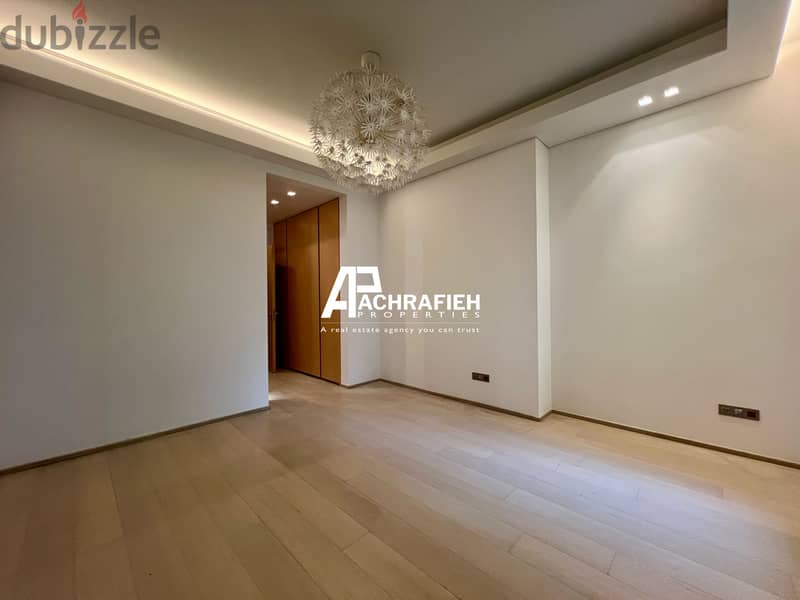 330 Sqm - Apartment For Sale In Clemenceau 11