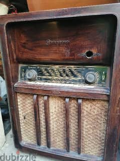 آلة موسيقية مهمة ديسك والراديو القديم بسعر  متدني