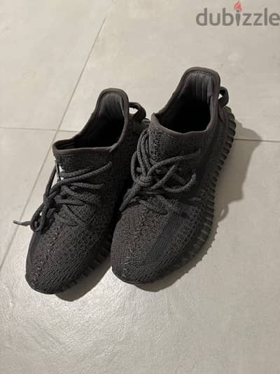 Yeezy Reflective V2 size 40